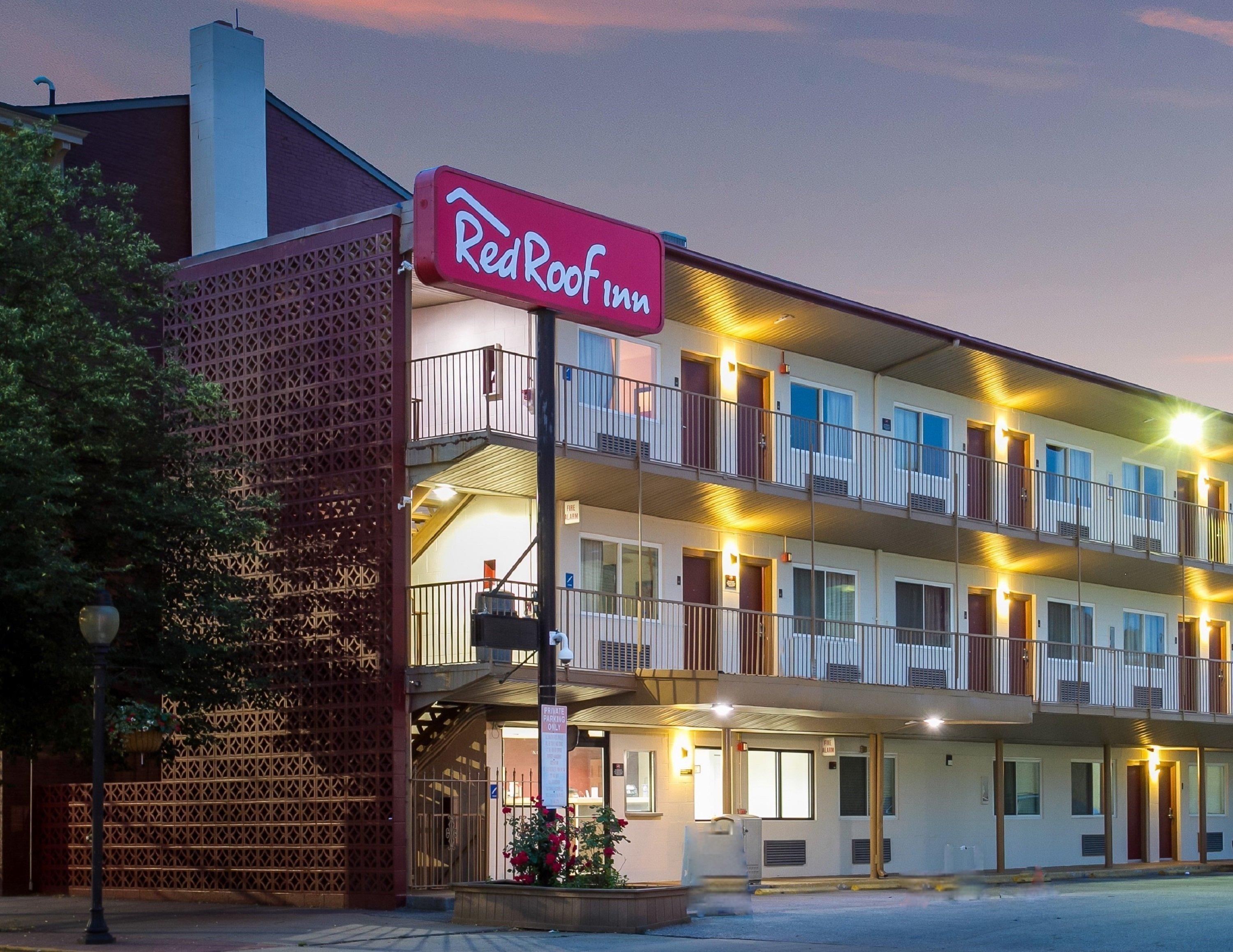 Red Roof Inn York Downtown Exterior foto